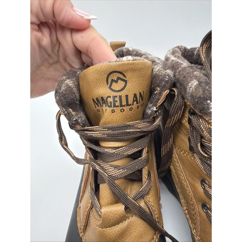 Magellan Outdoors Boys Brown Black Waterproof Shell Duck Boots Size 6 Hunting